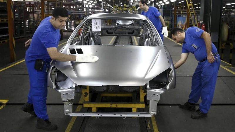 خودروسازی ایران درگیر یک بحران جدید شد