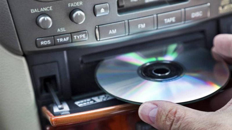 پخش CD از سواری های جنرال موتورز حذف می‌شود