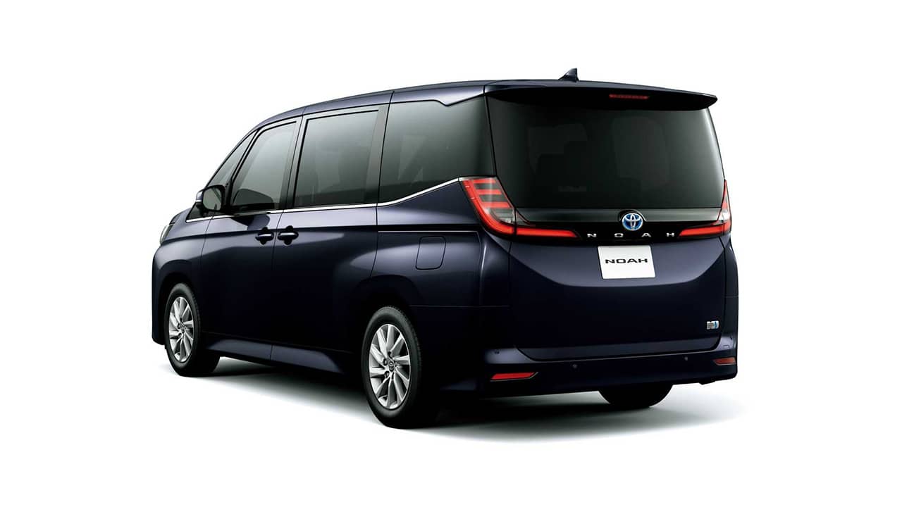 2023 Toyota Noah Minivan