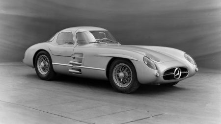 Mercedes Benz 300 SLR Uhlenhaut coupe