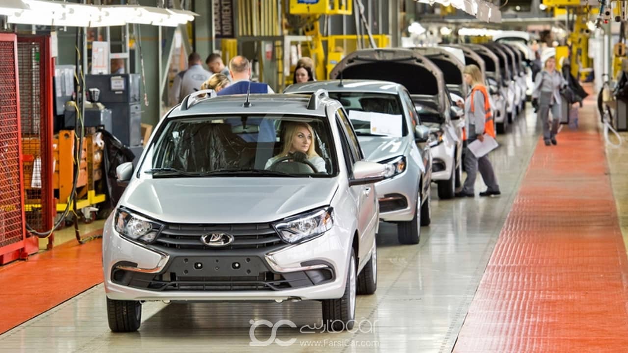 خط تولید خودروهای لادا در روسیه