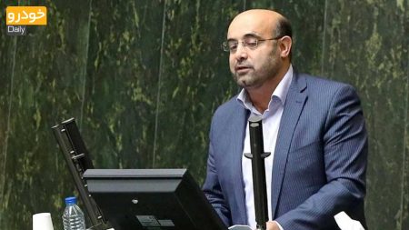 علی جدی نماینده مردم شیروان در مجلس شورای اسلامی: افزایش قیمت خودروهای داخلی به بهانه آپشن، غیرقانونی است