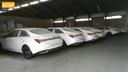خبر جدید درباره خودروهای وارداتی؛ ترخیص هزار دستگاه هیوندای الانترا از گمرک