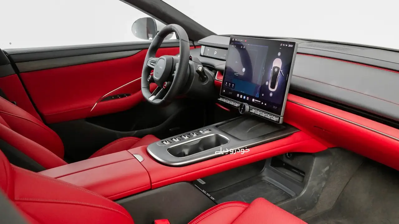 عرضه سالانه خودرو شیائومی SU7 به مشتریان به حداقل ۱۰۰ هزار دستگاه در سال می‌رسد