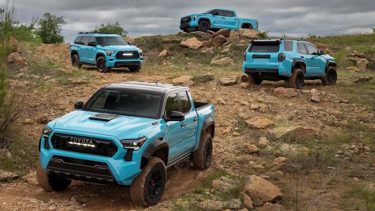 رنگ جدید برای خودرو های آفرود تویوتا | Wave Blue Toyota TRD Pro cars | رنگ آبی