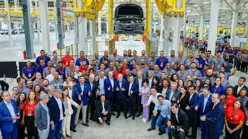 تولید ۱۴ میلیونمین خودرو مبتنی بر انرژی نو و تجدیدپذیر بی‌وای‌دی در کاماچاری برزیل | 14 Millionth BYD NEV Produced in Brazil | 第1400万辆比亚迪新能源汽车在巴西下线