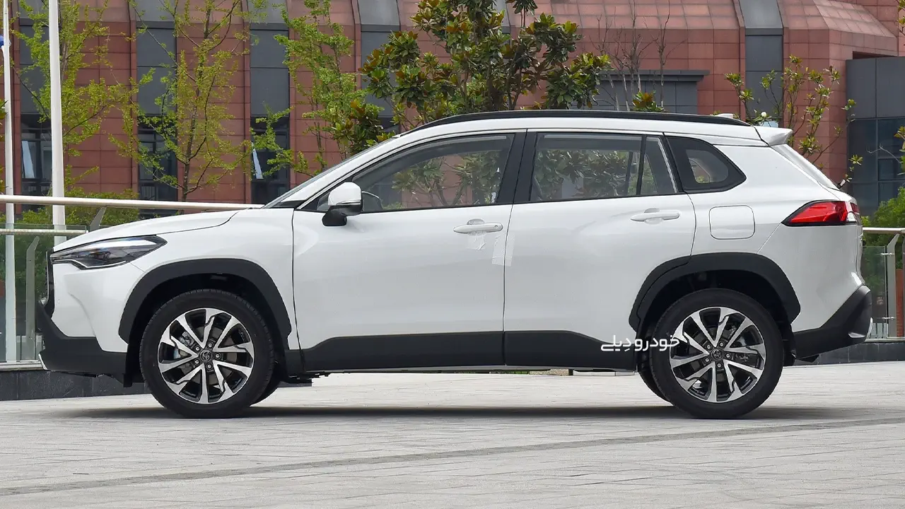 تویوتا کرولا کراس هایبرید وارداتی شرکت یاسین موتور | گروه اقتصادی تاو | تاو موتور | Toyota Corolla Cross Hybrid 2025
