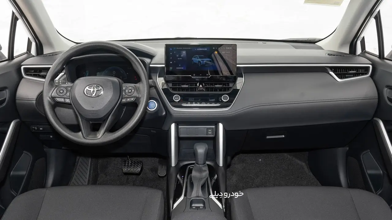 تویوتا کرولا کراس هایبرید وارداتی شرکت یاسین موتور | گروه اقتصادی تاو | تاو موتور | Toyota Corolla Cross Hybrid 2025