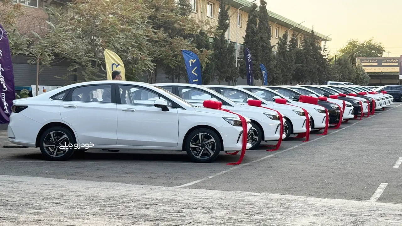 تحویل اولین سری سابرینا U5 پلاس به مشتریان دیار خودرو | BAIC Beijing Sabrina U5 Plus Delivery to Customers in Iran