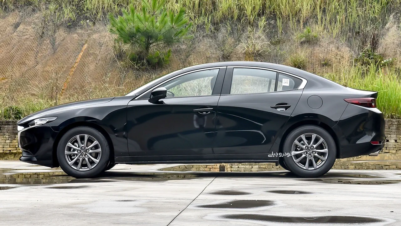 عکس مزدا ۳ سدان وارداتی با رنگ سیاه | فروش بدون قرعه کشی مزدا ۳ وارداتی شرکت BM Cars گروه بهمن | Black Mazda 3 Sedan | ۱۳ بهمن ماه ۱۴۰۴
