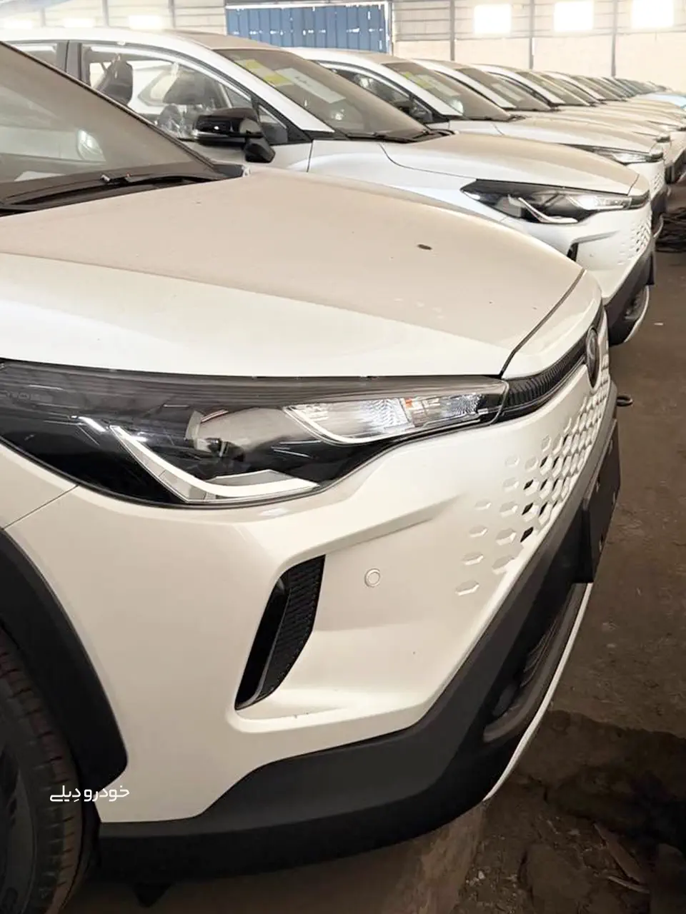 تداوم تحویل های زودتر از موعد خودرو های وارداتی یاسین موتور از گروه خودرویی تاو | تویوتا کرولا کراس نیوفیس وارداتی یاسین موتور | Toyota Corolla Cross NewFace | گروه اقتصادی تاو