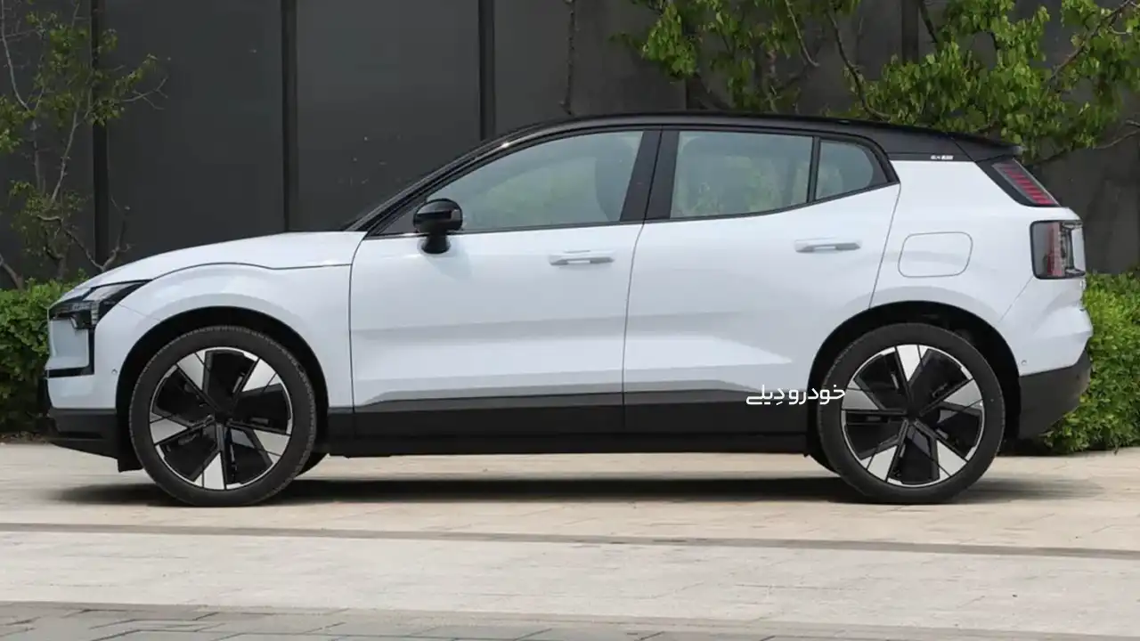 کاهش قیمت تقریبا ۵ هزار دلاری ولوو EX30 به خاطر احتمال آتش گرفتن مجموعه باتری | 2026 Volvo EX30 EV in China