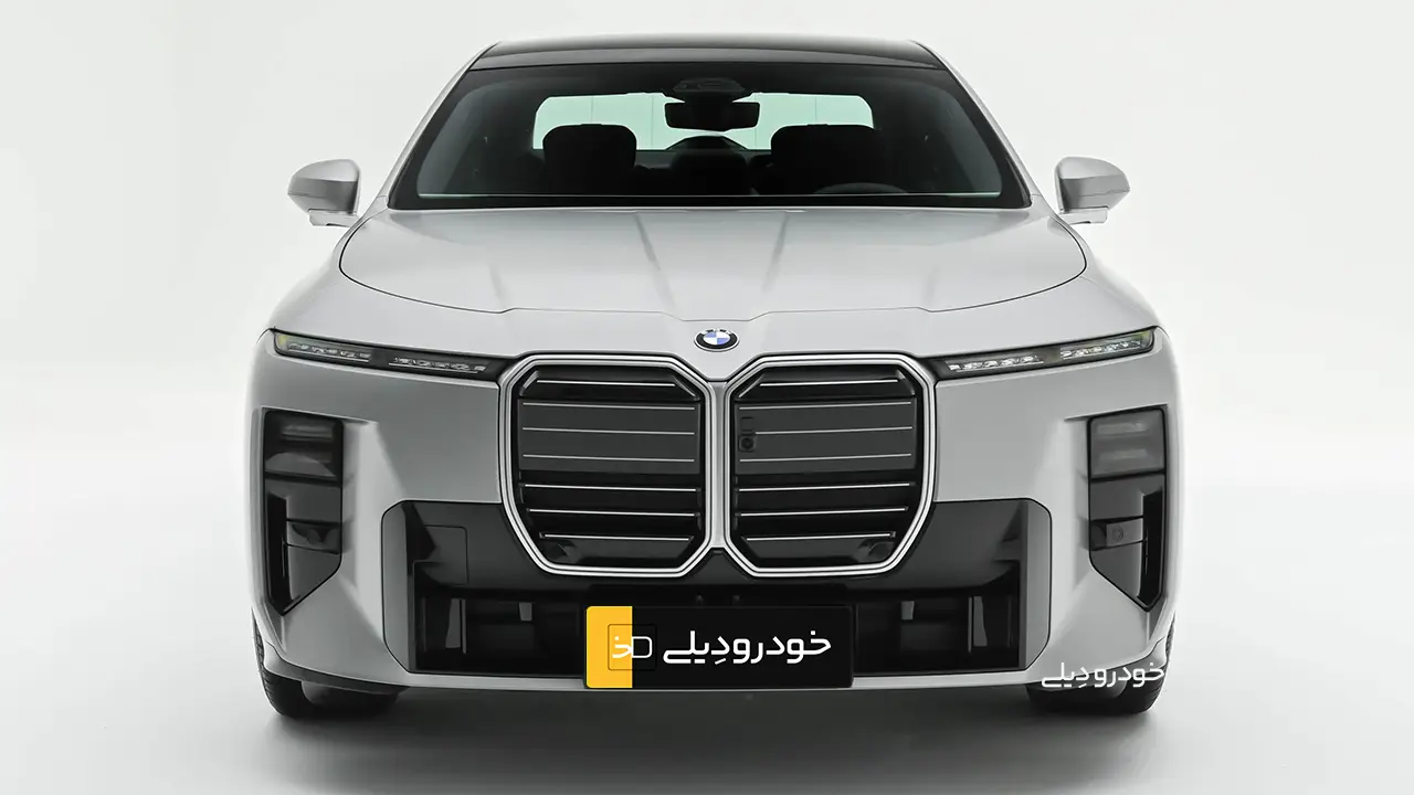 بررسی تغییرات، ویژگی ها و مشخصات بامو سری هفت تماما برقی | 2027 BMW i7 L