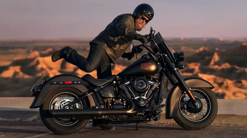 موتورسیکلت کروزر هارلی دیویدسون | Harley Davidson Deadwood Cruiser Motorcycle
