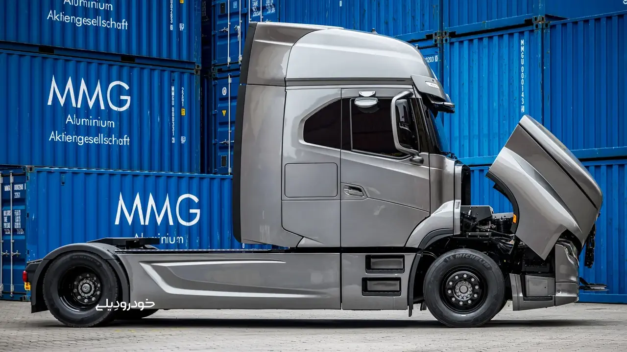 مشخصات و تصاویر کامیون کشنده دماغدار ایویکو استریتور | Iveco Strator 2026 Conventional Semi Truck
