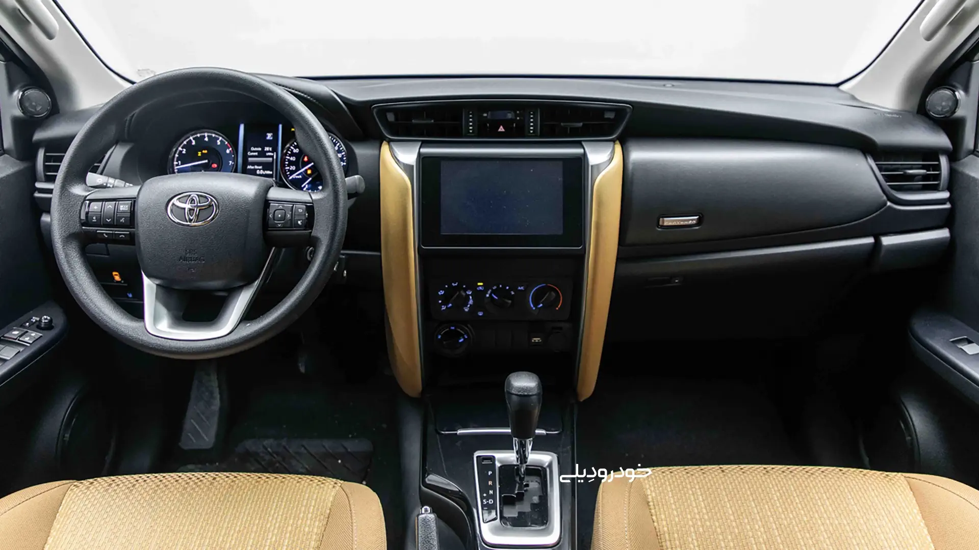 طرح فروش تویوتا فورچونر هماتلکام + مشخصات، امکانات و قیمت | 2025 Toyota Fortuner GXR