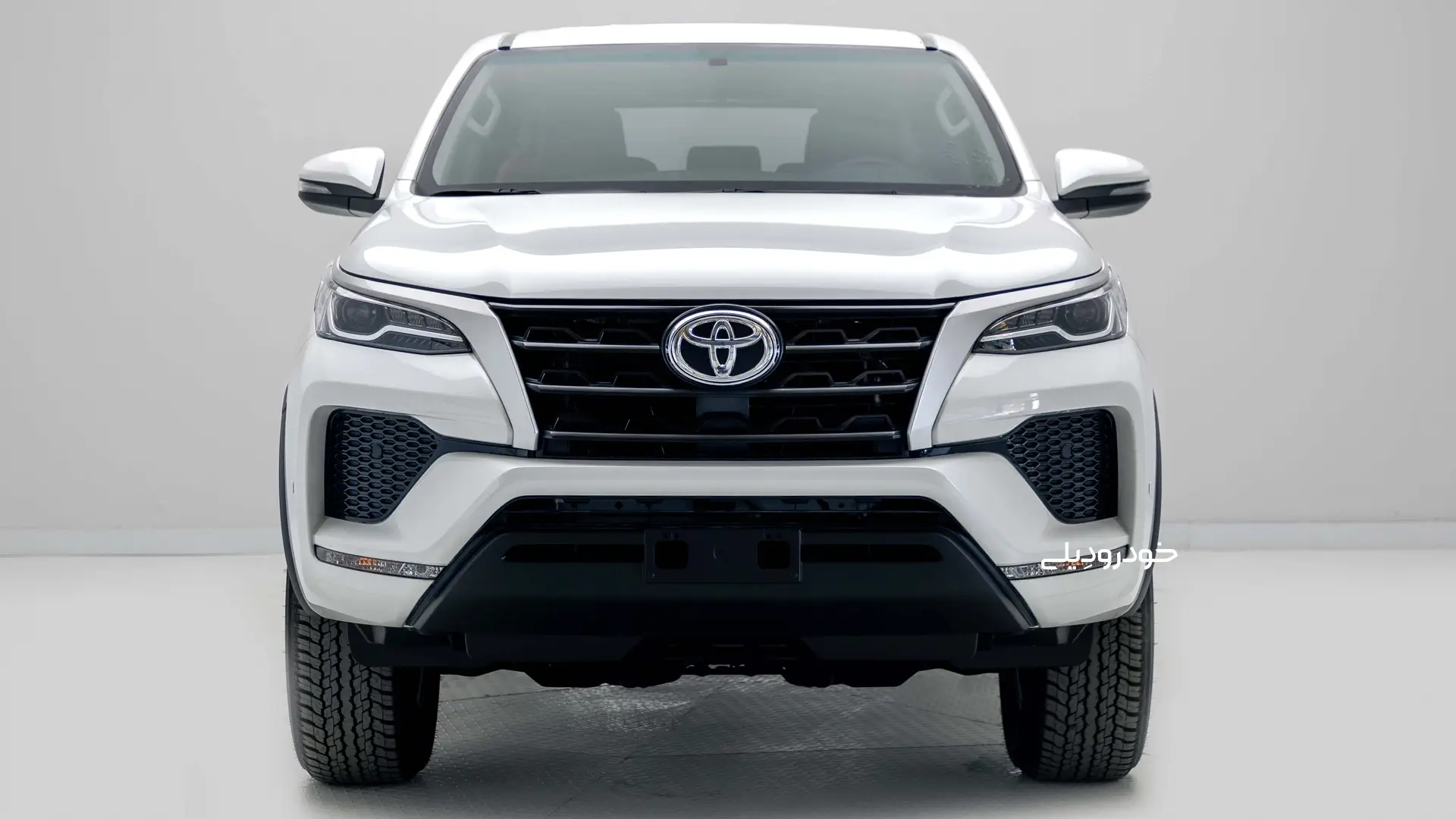 طرح فروش تویوتا فورچونر هماتلکام + مشخصات، امکانات و قیمت | 2025 Toyota Fortuner GXR