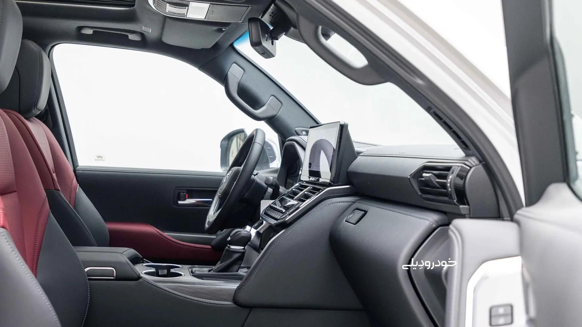مشخصات، امکانات، قیمت و شرایط فروش تویوتا لندکروزر VXR وارداتی شرکت هما تلکام | 2025 Toyota LandCruiser VXR