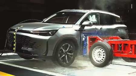 موفقیت بایک X7 دیار خودرو در آزمون برخورد جانبی مطابق الزامات UN ECE R95 | دیار خودرو | BAIC Beijing X7 Safety
